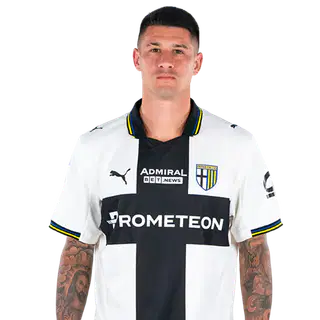 Лаутаро Валенти