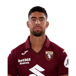 Адам Масина