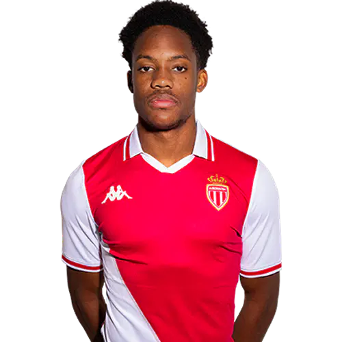 Лукас Михал